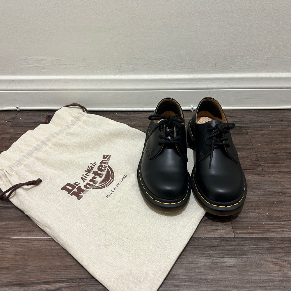 Dr. Martens Black 1461 Smooth Leather Unisex Oxford Shoes
